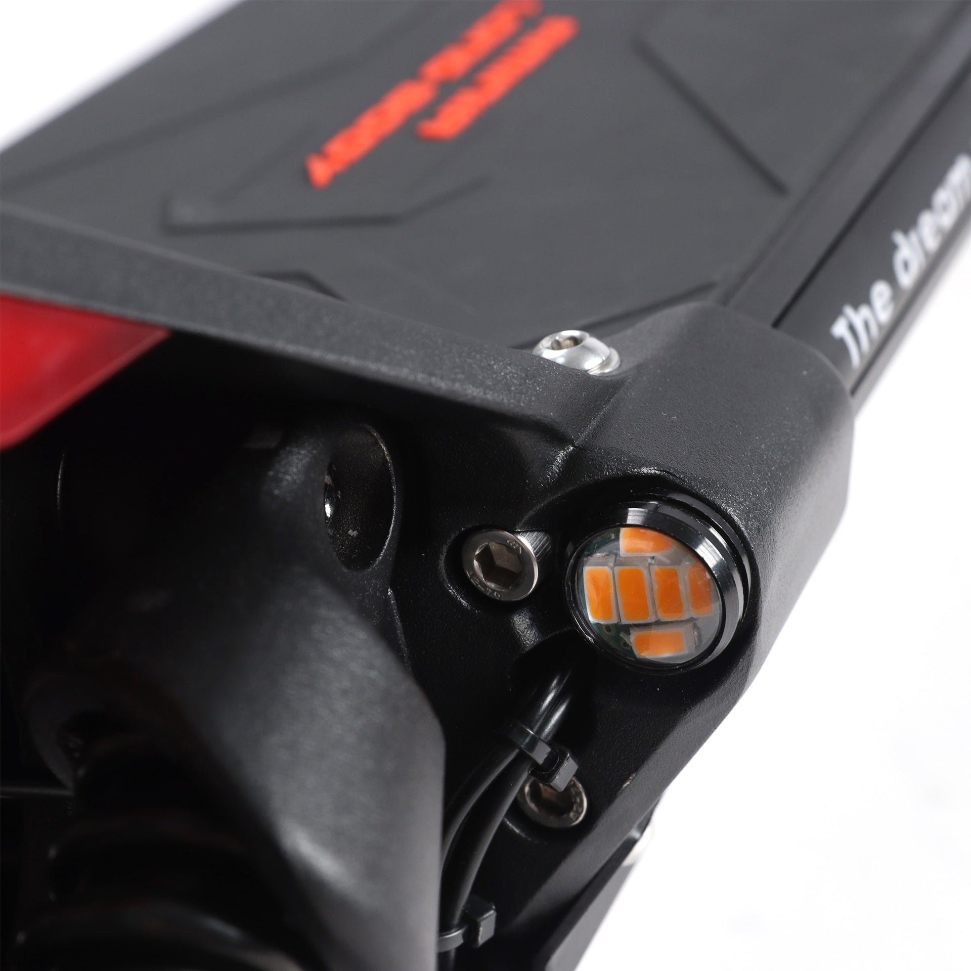 Vue détaillée clignotant de la trottinette électrique Dualtron Aminia